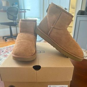 UGG Women’s Classic Mini II Boot